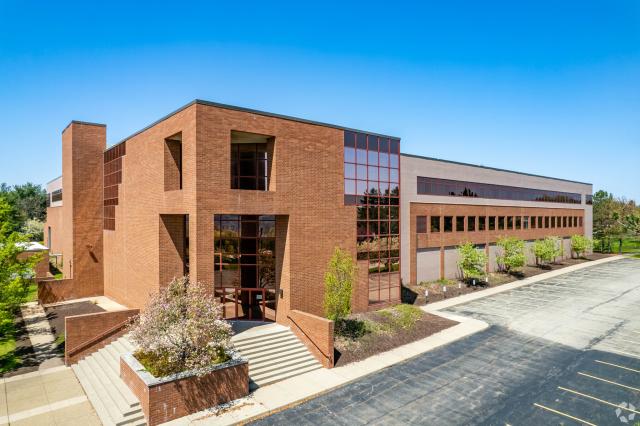 Institutionally Owned Flex Building | Motivated Seller
